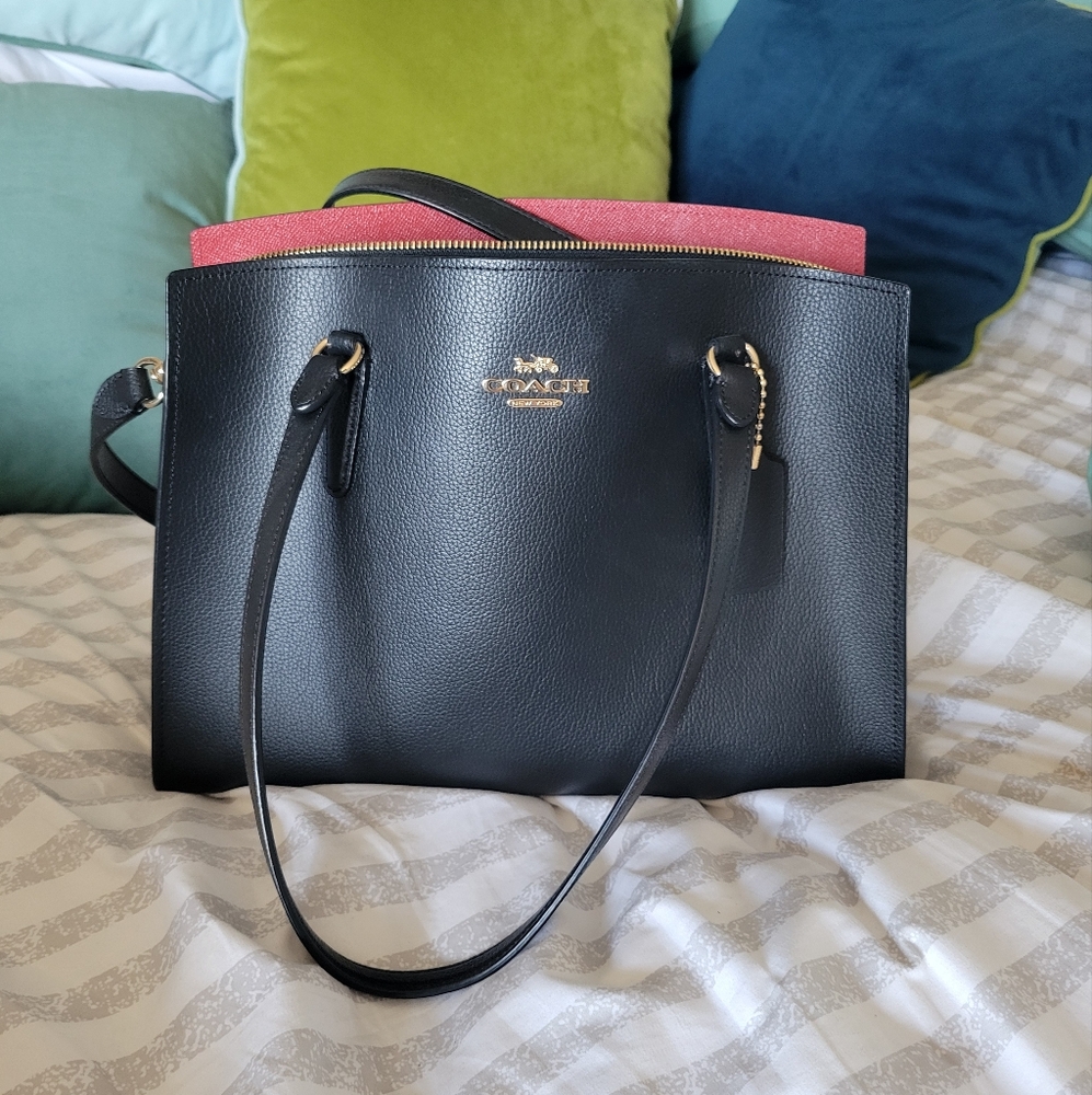Like NEW Coach Black Leather Purse